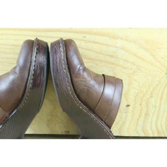 Born Shoes 8 Womens Brown 39 Leather Mules Clogs Wedge Slip Ons Comfort - Picture 4 of 7